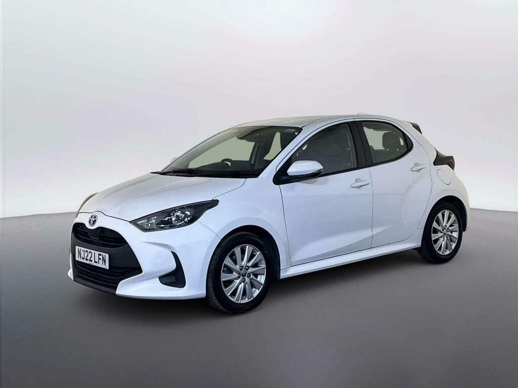 Toyota Yaris 1.5 Vvt-h Icon Hatchback Hybrid E-cvt E White #4