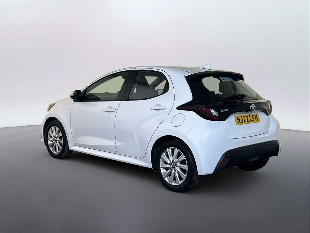 Toyota Yaris 1.5 Vvt-h Icon Hatchback Hybrid E-cvt E White #6