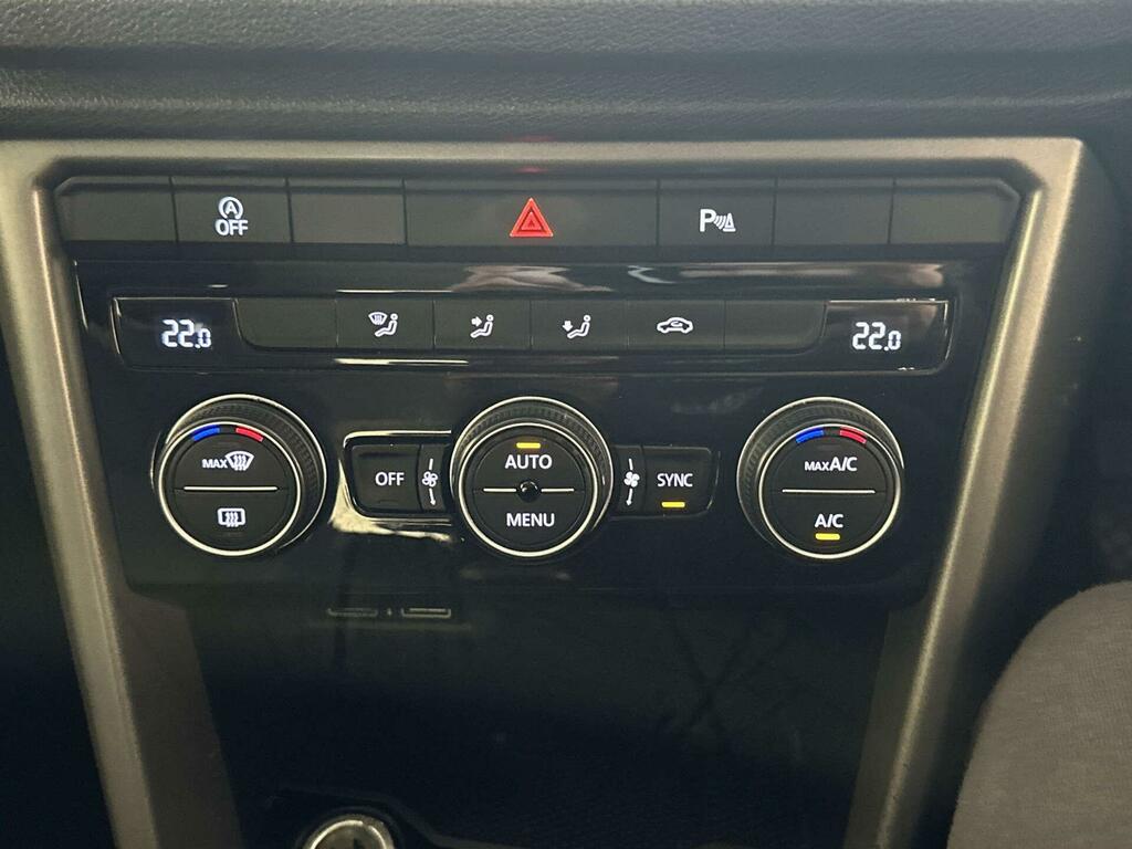 Volkswagen T-Roc White #22
