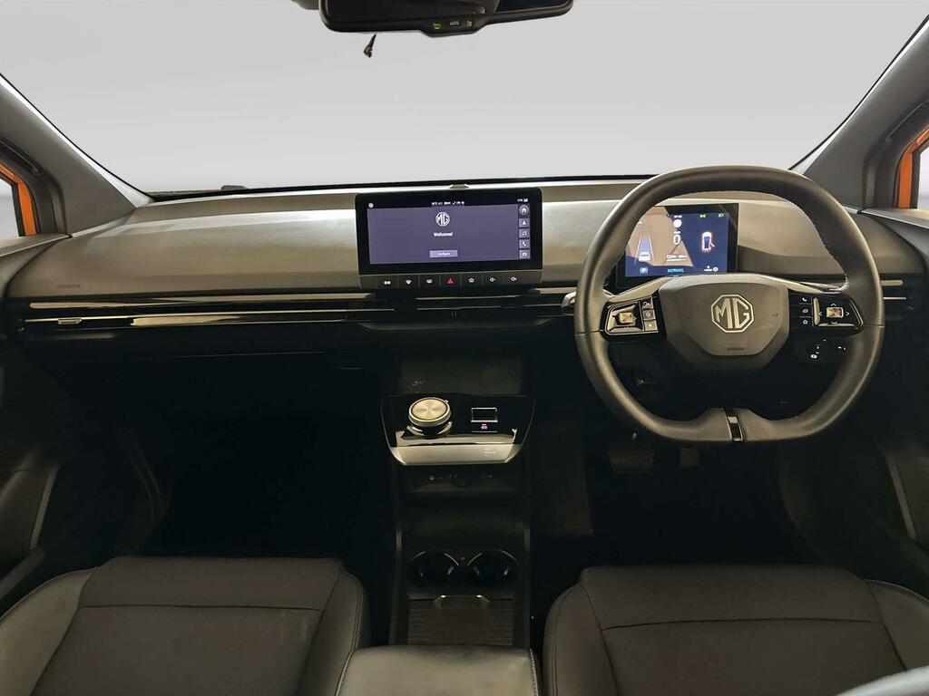 MG MG4 64Kwh Trophy Long Range Hatchback Aut Orange
