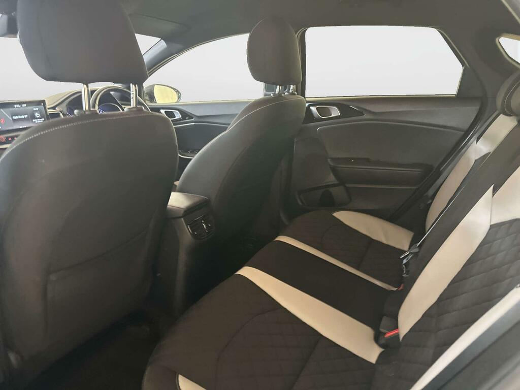 Kia Proceed 1.6L Crdi Gt-line Isg 135 Bhp Silver #12