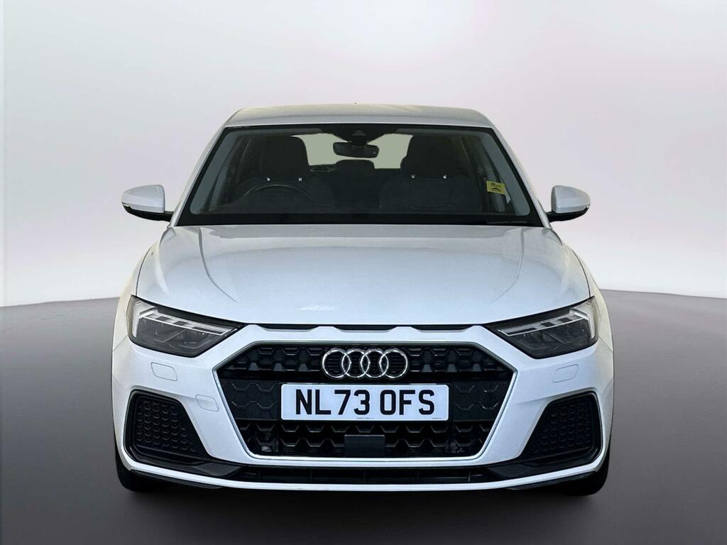 Audi A1 1.0 Tfsi 25 Sport Sportback Euro White #3