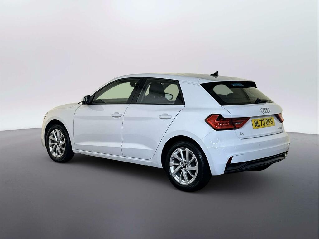 Audi A1 1.0 Tfsi 25 Sport Sportback Euro White #6