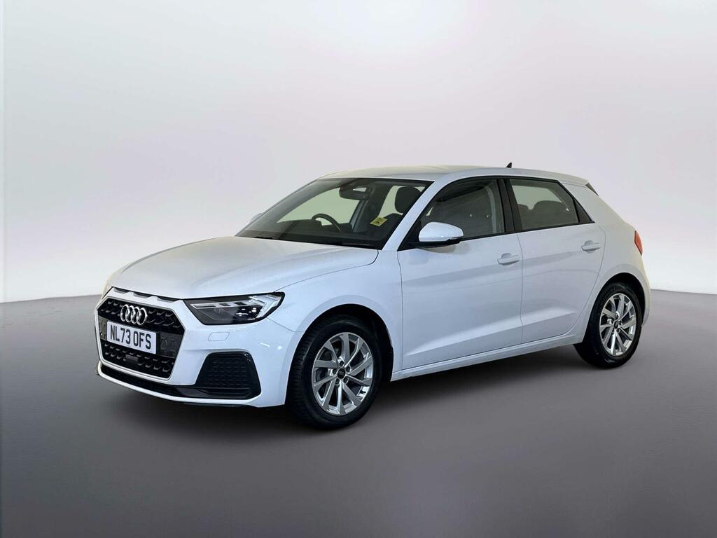 Audi A1 1.0 Tfsi 25 Sport Sportback Euro White #4