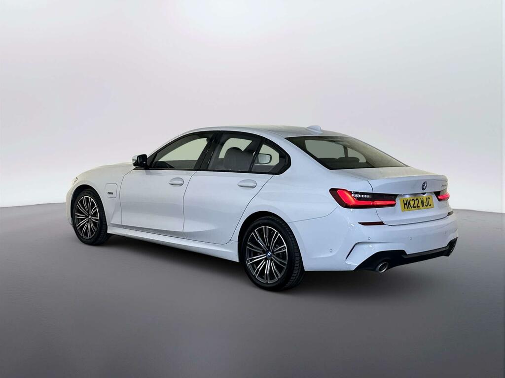 BMW 3 Series 2.0 330E 12Kwh M Sport Saloon Plug-in H White #6