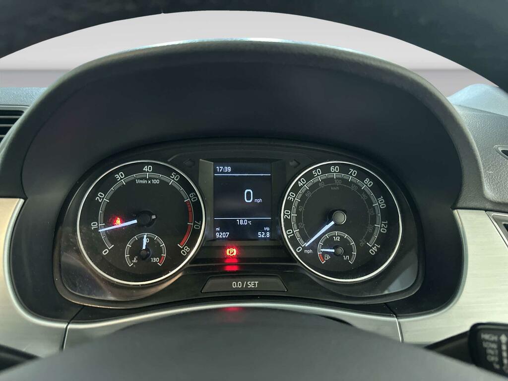 Skoda Fabia Fabia Colour Edition Tsi Blue #16