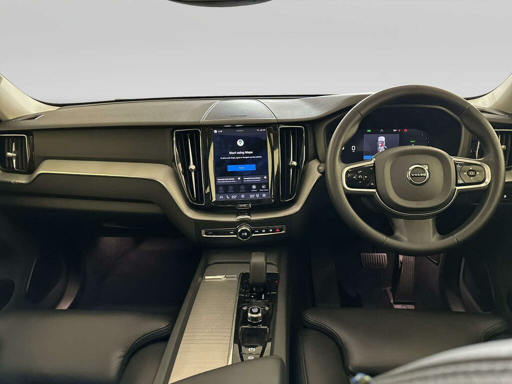 Volvo XC60 2.0H T6 Recharge 18.8Kwh Plus Suv Plug- Silver #2
