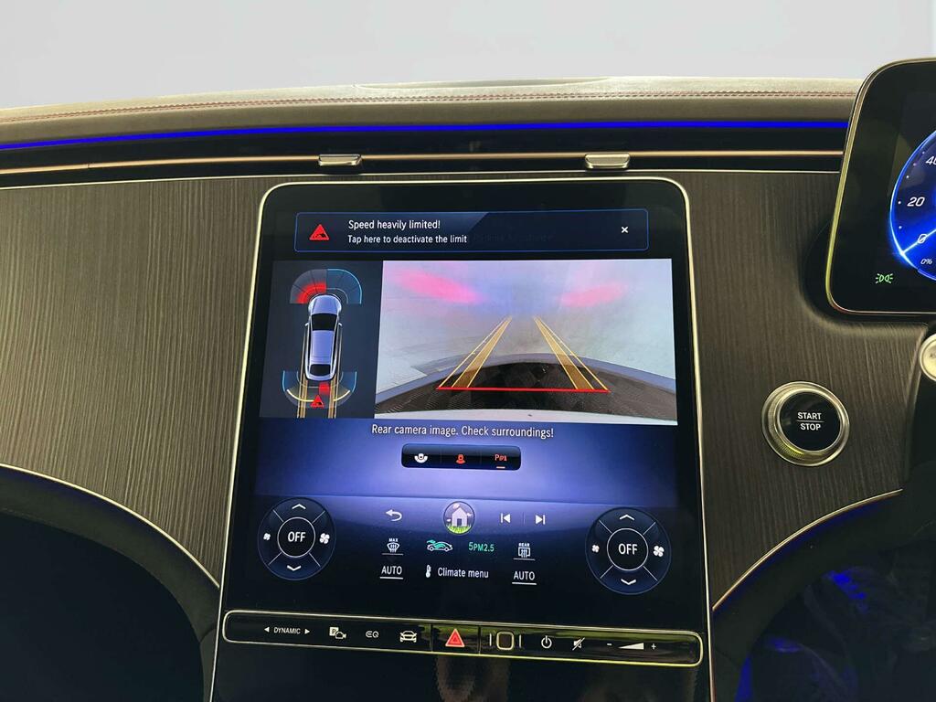 Mercedes-Benz EQS Luxury #18