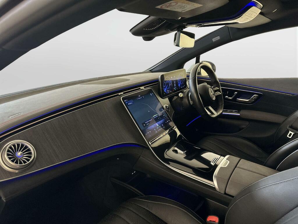 Mercedes-Benz EQS Luxury #9