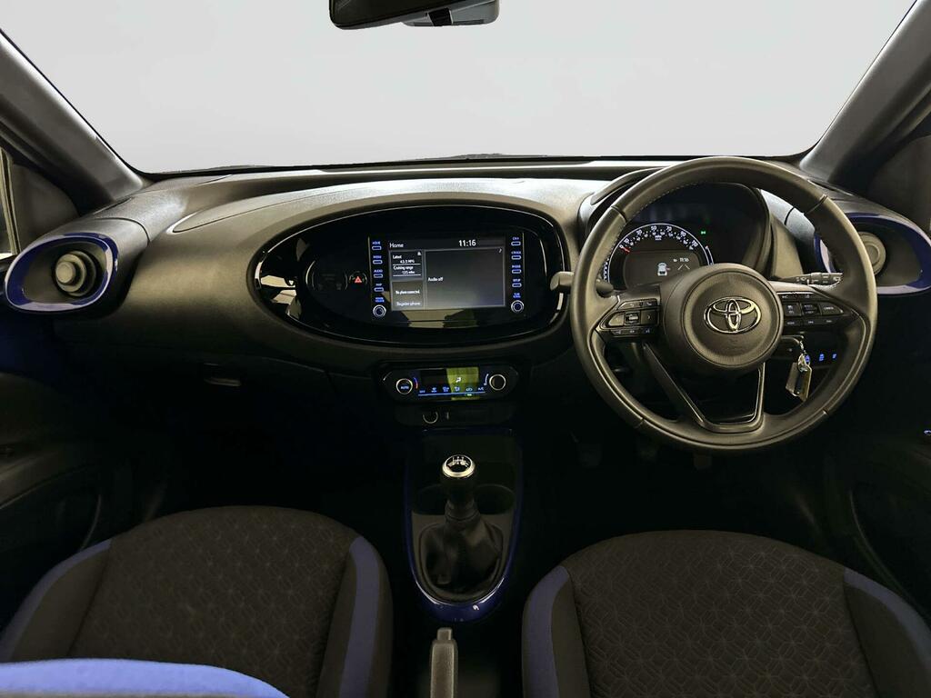 Toyota Aygo X 1.0 Vvt-i Edge Hatchback Euro 6 DU72HHD Blue #2