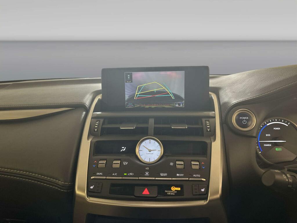 Lexus NX 300H F Sport White #20