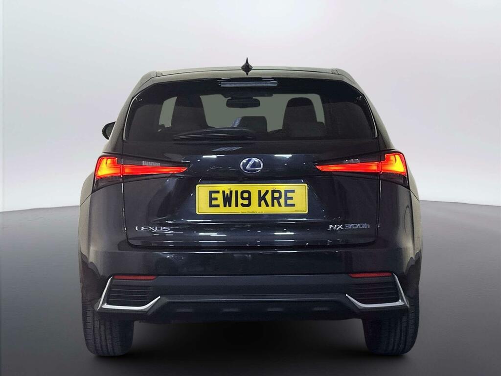Lexus NX 300H F Sport White #7