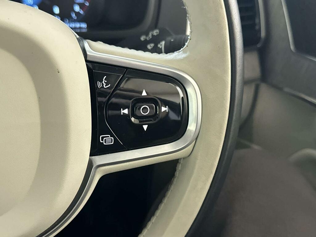 Volvo XC90 2.0H T8 Twin White #18