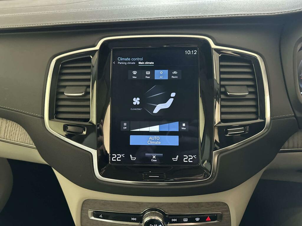 Volvo XC90 2.0H T8 Twin White #23