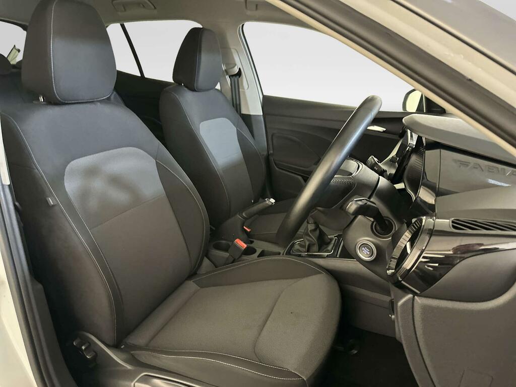 Skoda Fabia 1.0 Tsi Se Comfort Black #11