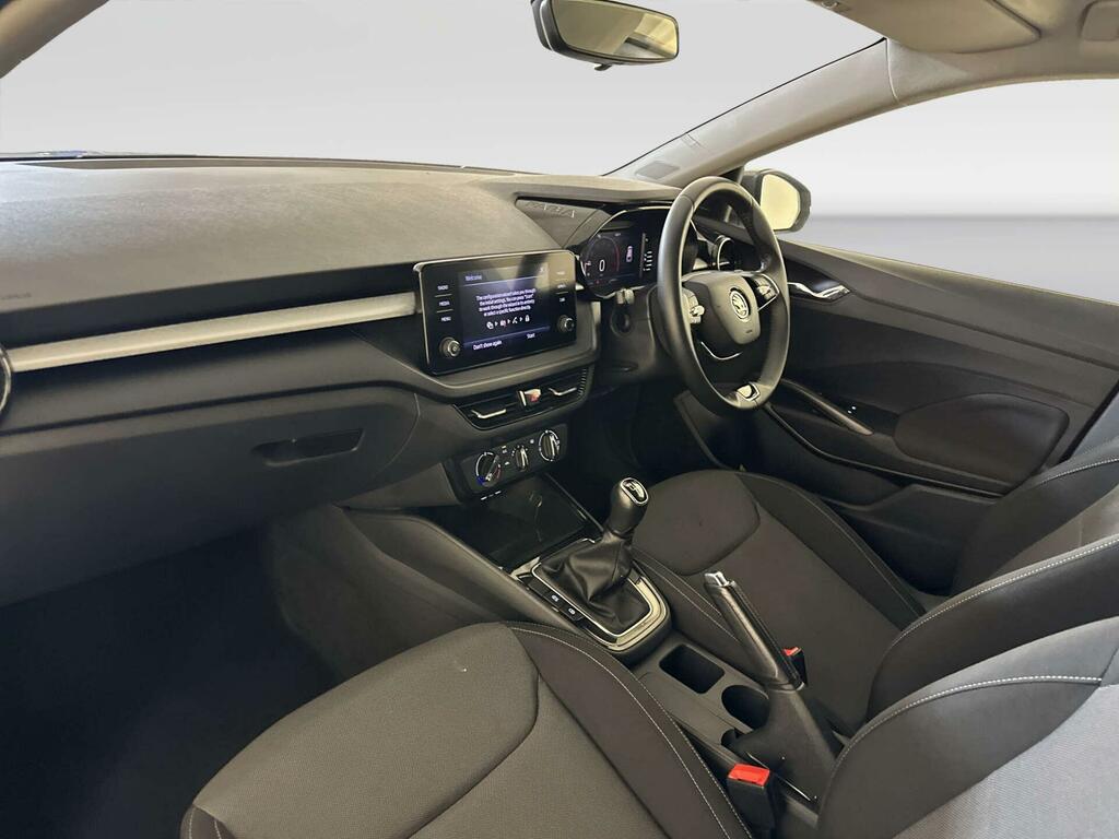 Skoda Fabia 1.0 Tsi Se Comfort Black #10