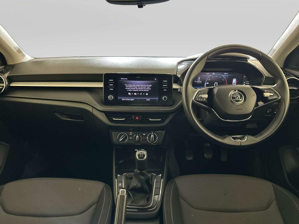 Skoda Fabia 1.0 Tsi Colour Edition Hatchback White #2