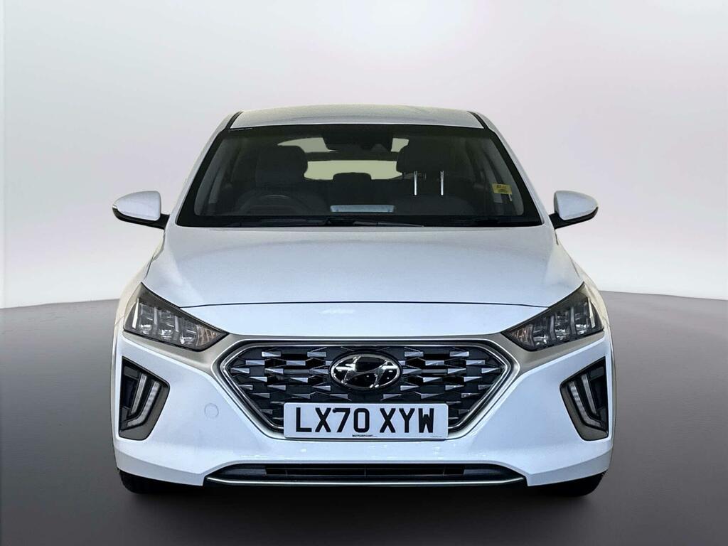 Hyundai Ioniq 1.6 H-gdi Premium Hatchback Hybrid Dct White #3