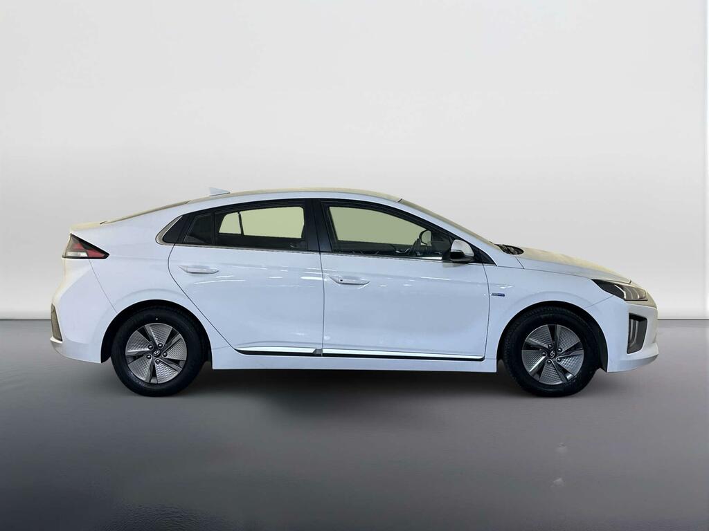 Hyundai Ioniq Hatchback White #10