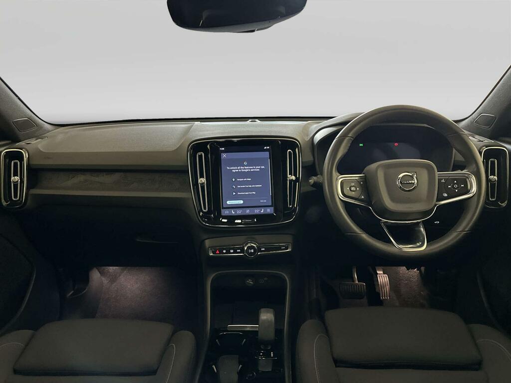 Volvo C40 Recharge 69Kwh Core Suv 231 Ps Black #2