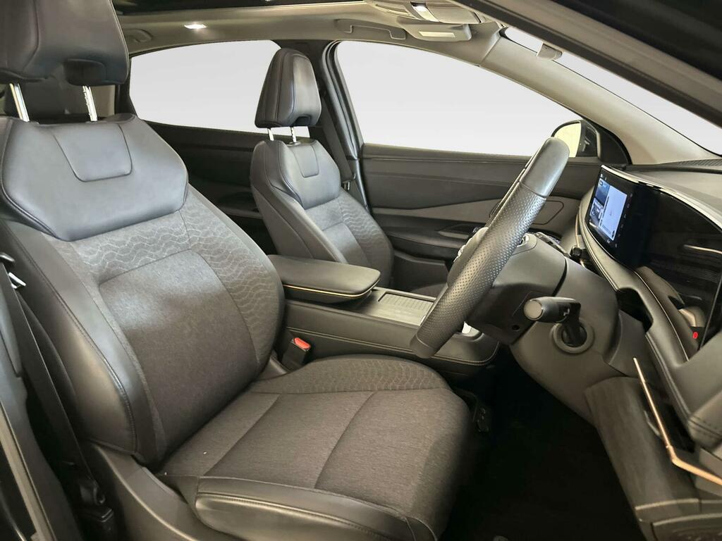 Nissan Ariya Advance Silver #11