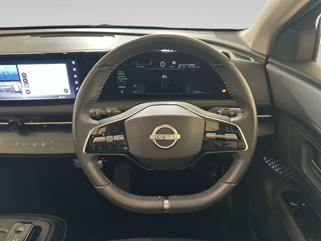 Nissan Ariya Advance Silver #15