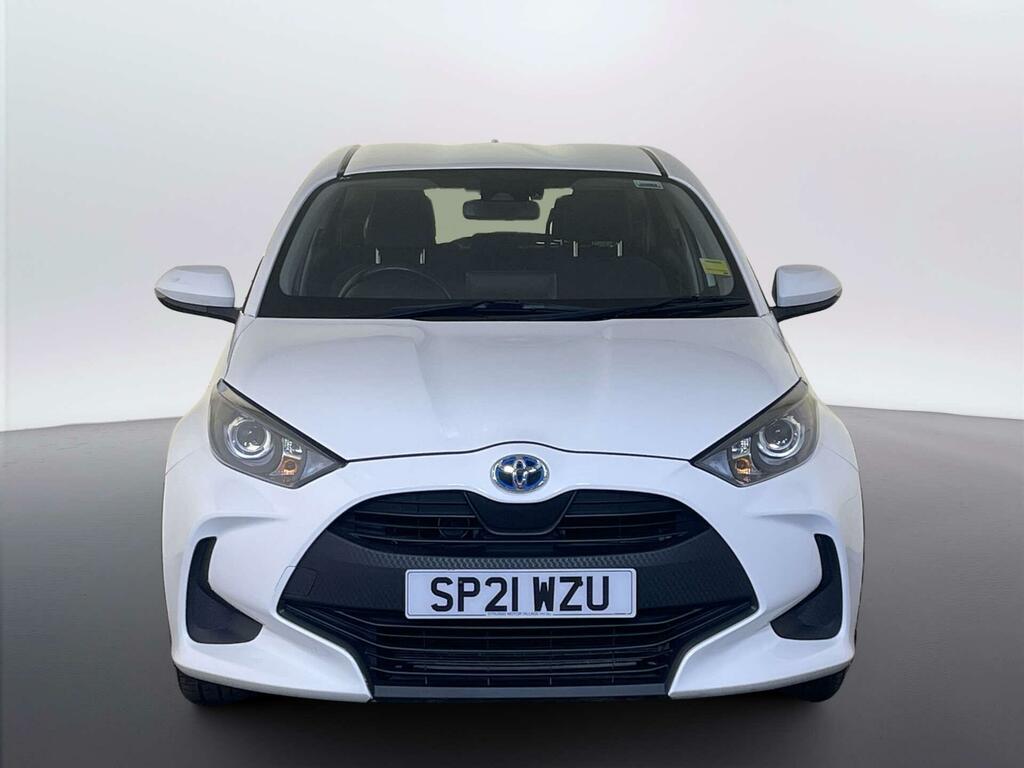 Toyota Yaris 1.5 Vvt-h Icon Hatchback Hybrid E-cvt E White #3