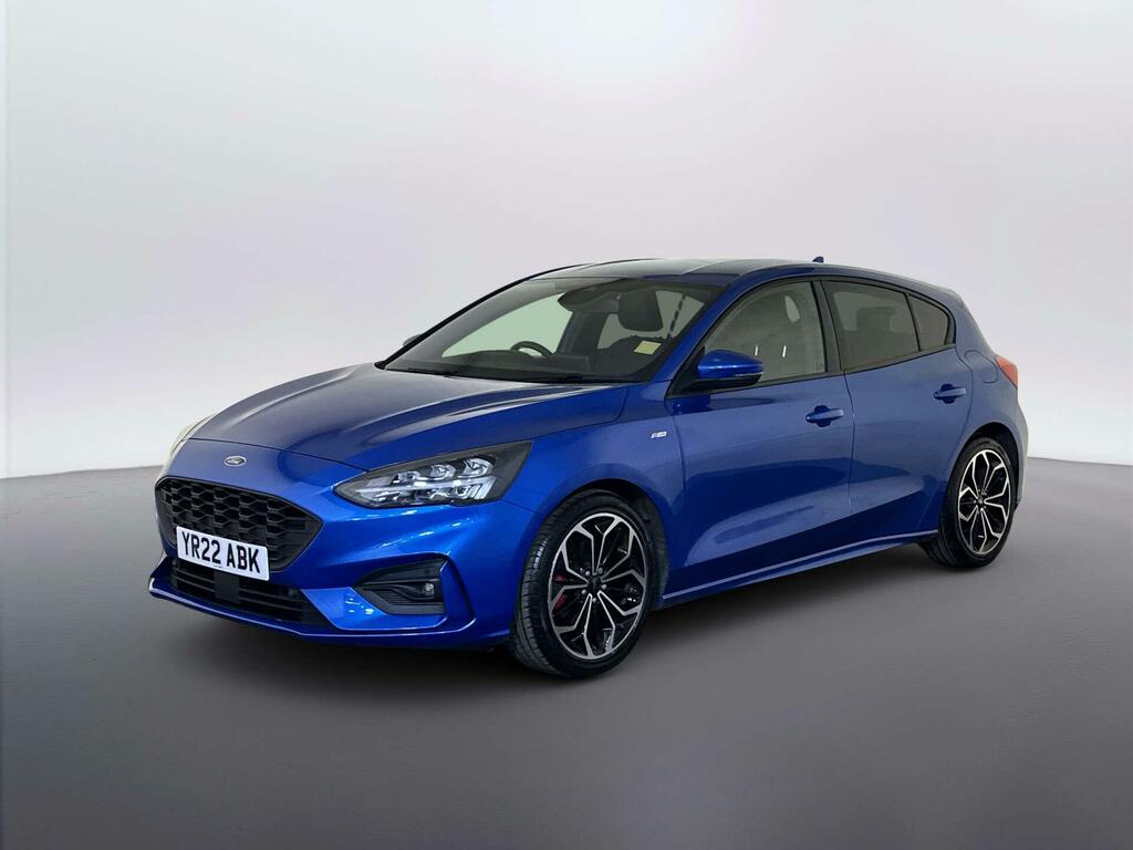 Ford Focus St-line Vignale 1.5 Ecoblue Estate 120 White #4