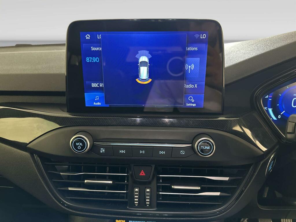 Ford Focus St-line Vignale 1.5 Ecoblue Estate 120 White #22