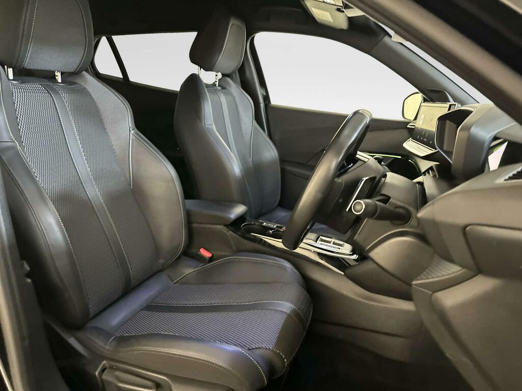 Peugeot 2008 1.2 Allure Puretech Grey #11