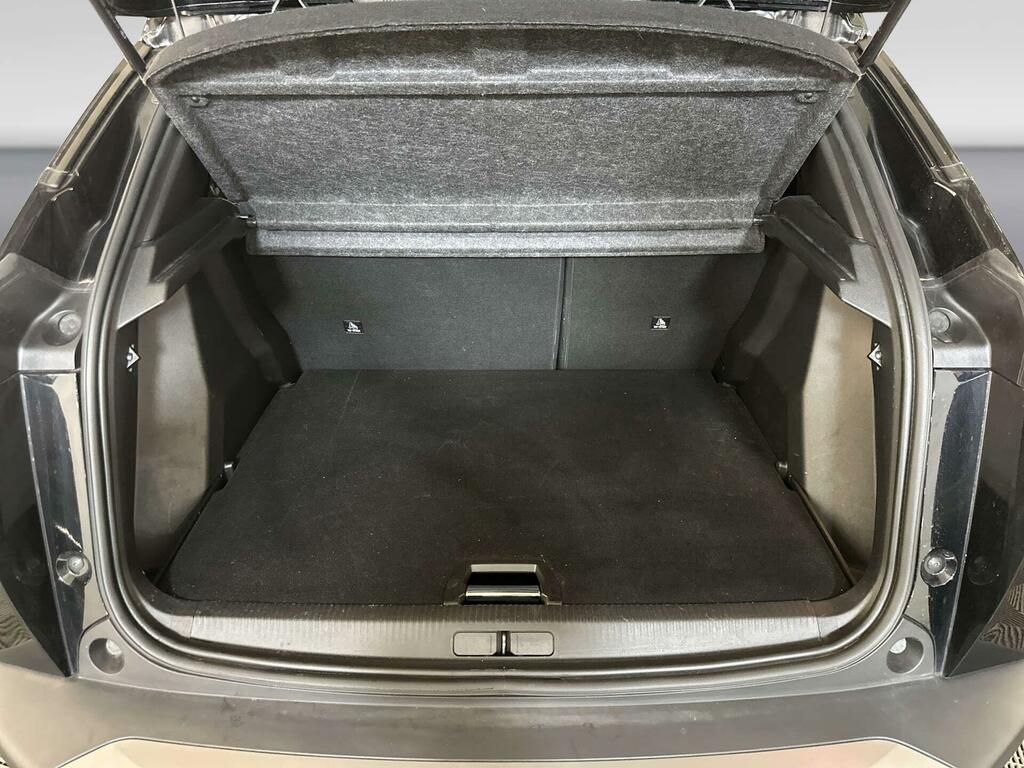 Peugeot 2008 1.2 Allure Puretech Grey #13