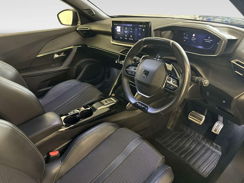 Peugeot 2008 1.2 Allure Puretech Grey #15