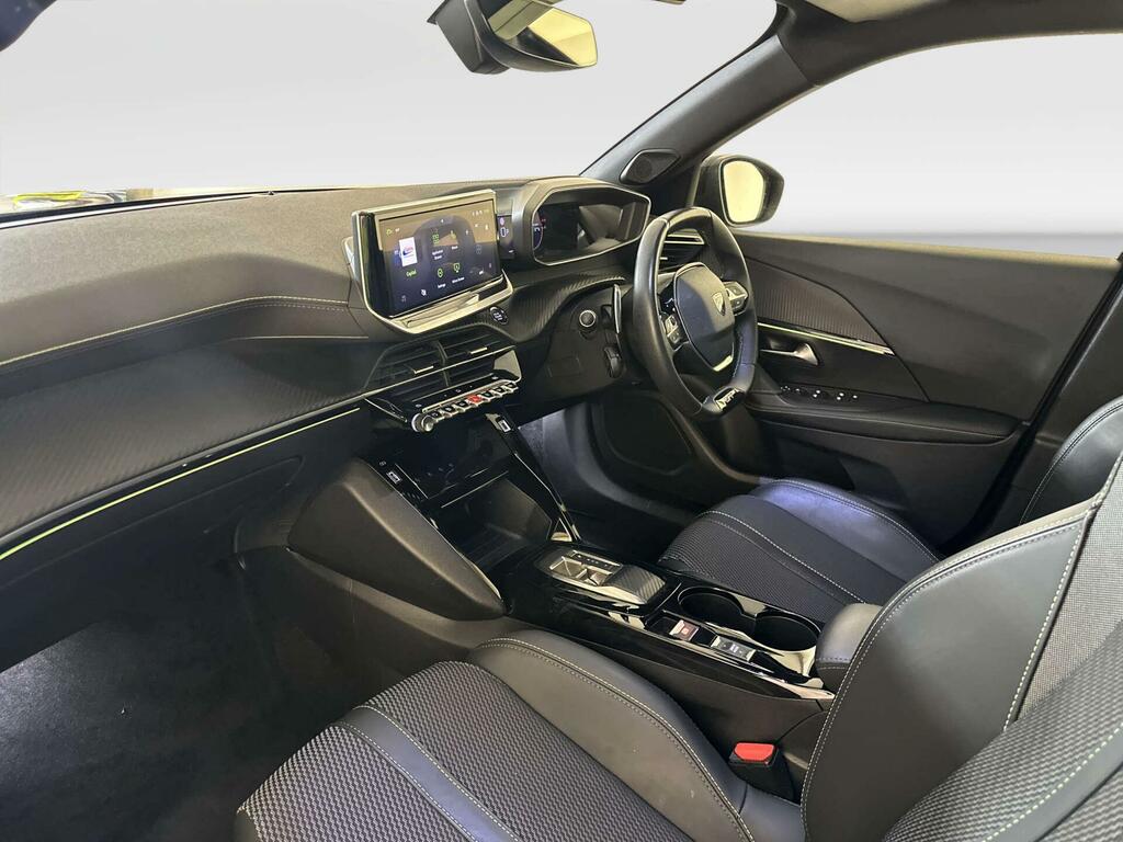 Peugeot 2008 1.2 Allure Puretech Grey #10