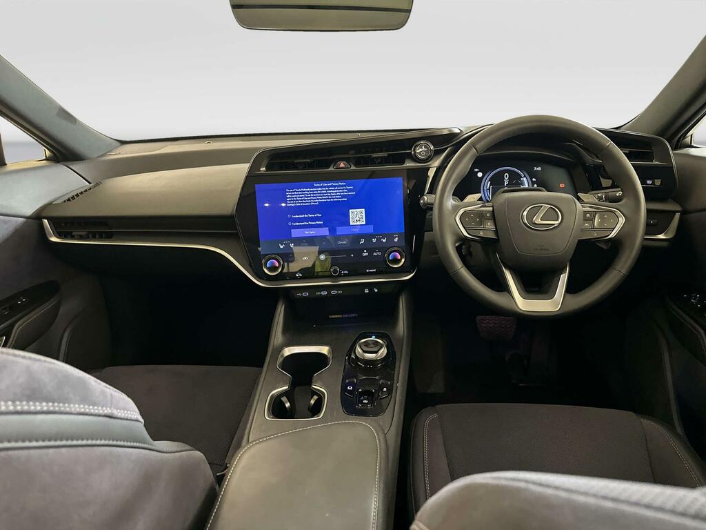 Lexus RZ 450E 71.4Kwh Takumi Suv Direct4 Black #2