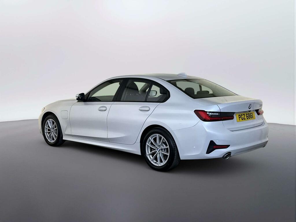 BMW 3 Series 2.0 330E 12Kwh Se Pro Saloon Plug-in Hy White #6