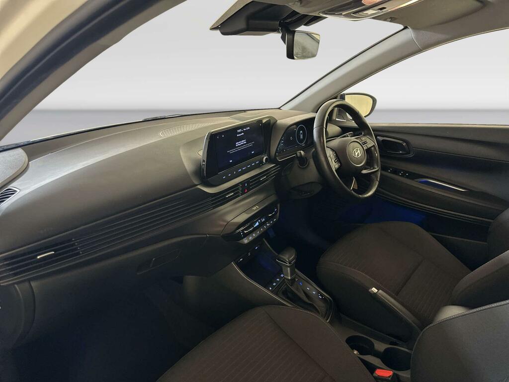 Hyundai I20 1.2 Mpi Se 2021 Grey #10