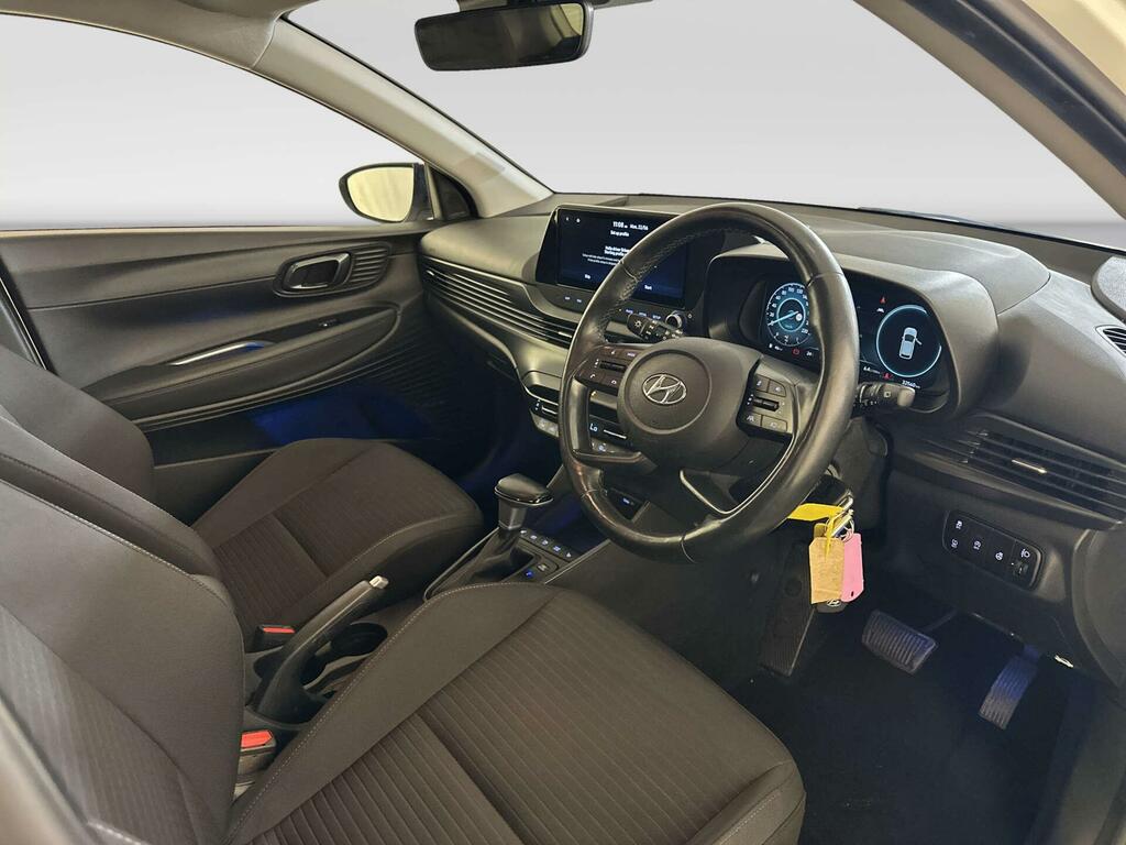 Hyundai I20 1.2 Mpi Se 2021 Grey #13