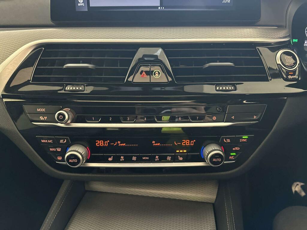 BMW 6 Series Gran Turismo 620D Se Black #23