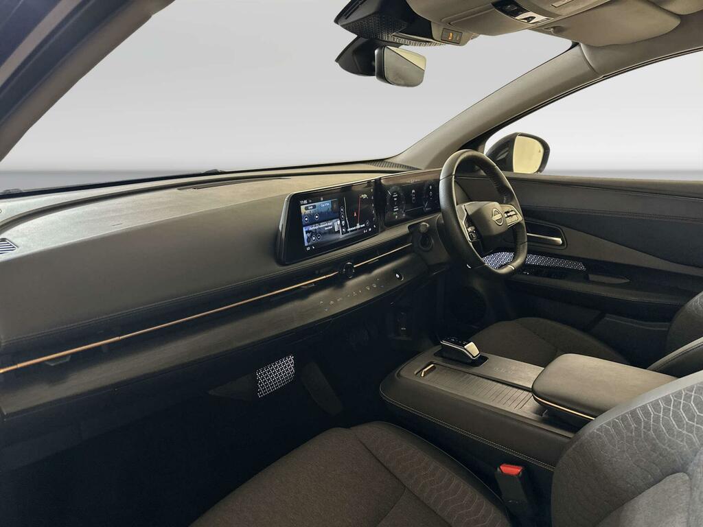 Nissan Ariya Engage Black #10