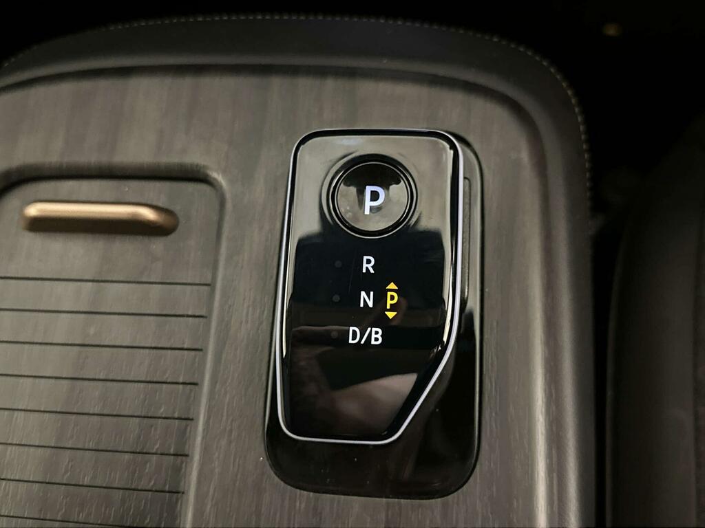 Nissan Ariya Engage Black #23