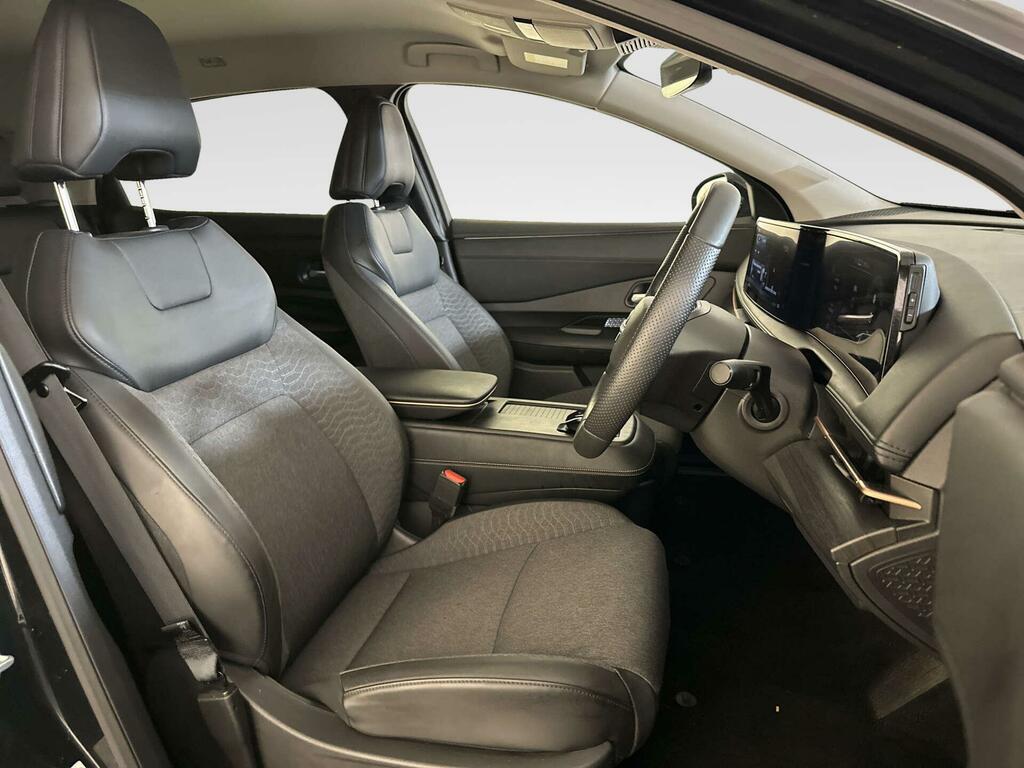 Nissan Ariya Engage Black #11