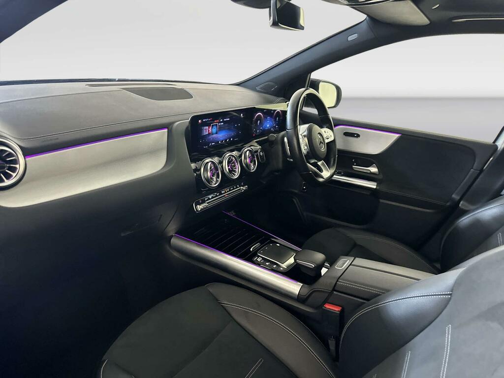 Mercedes-Benz B Class 1.3L Sport White #10