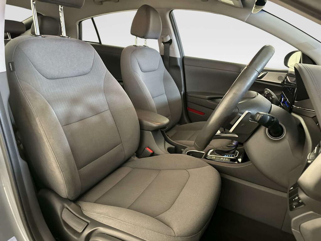 Hyundai Ioniq Premium Ev Silver #11