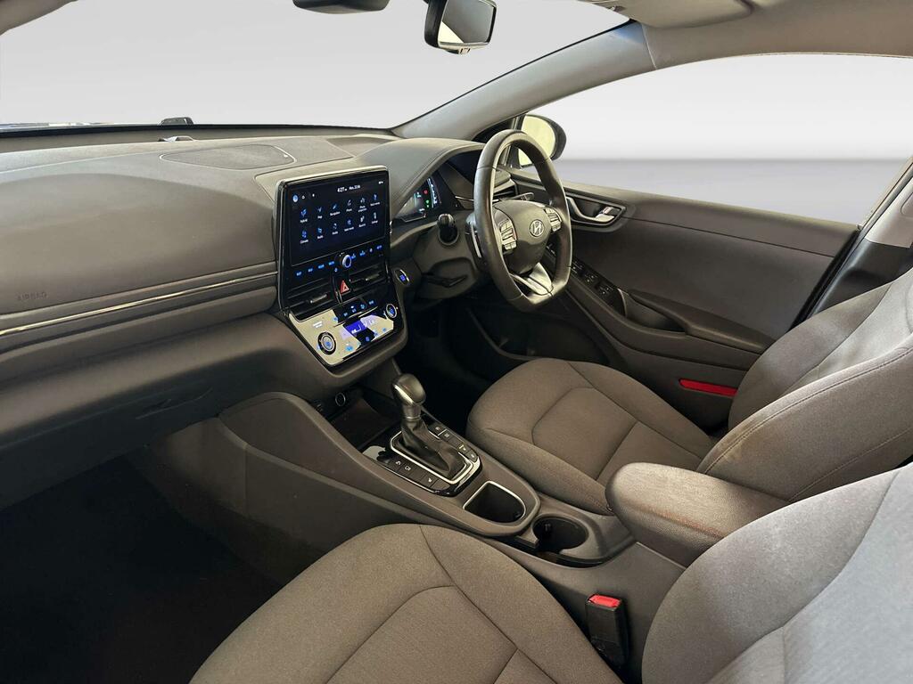 Hyundai Ioniq Premium Ev Silver #10