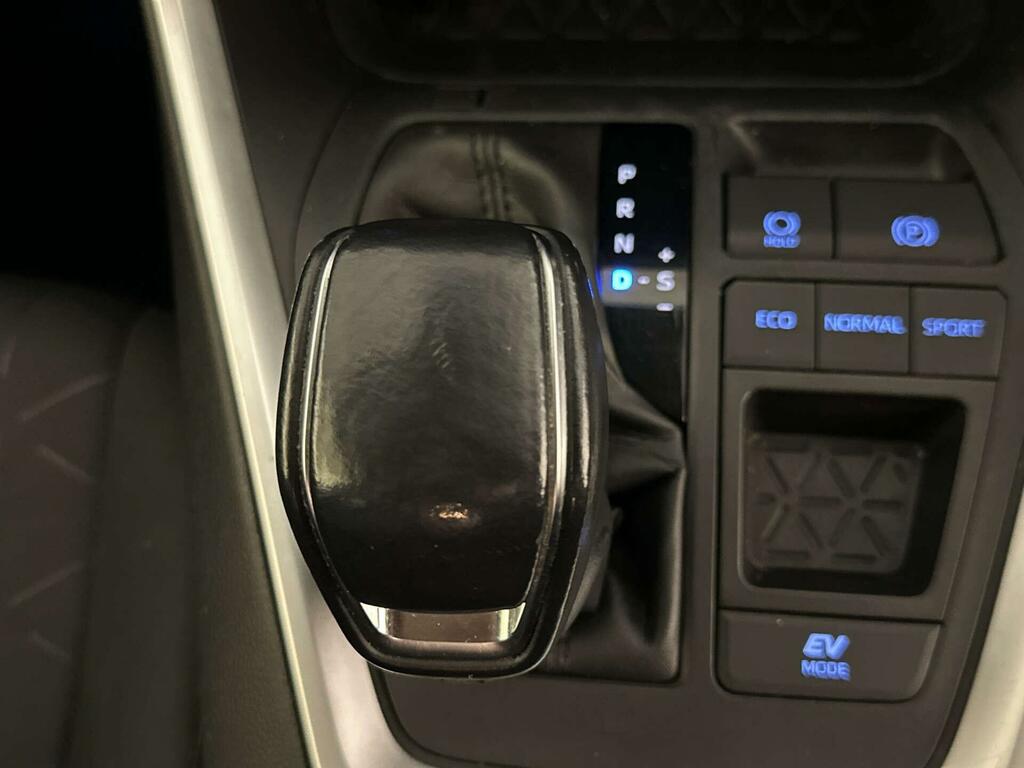 Toyota Rav 4 Rav4 Design Hev Cvt White #23
