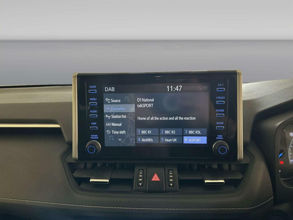 Toyota Rav 4 Rav4 Design Hev Cvt White #20