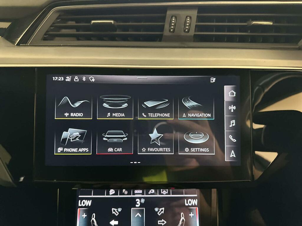 Audi E-tron Sportback Vorsprung 55 Quattro 300,00 Kw Blue #22