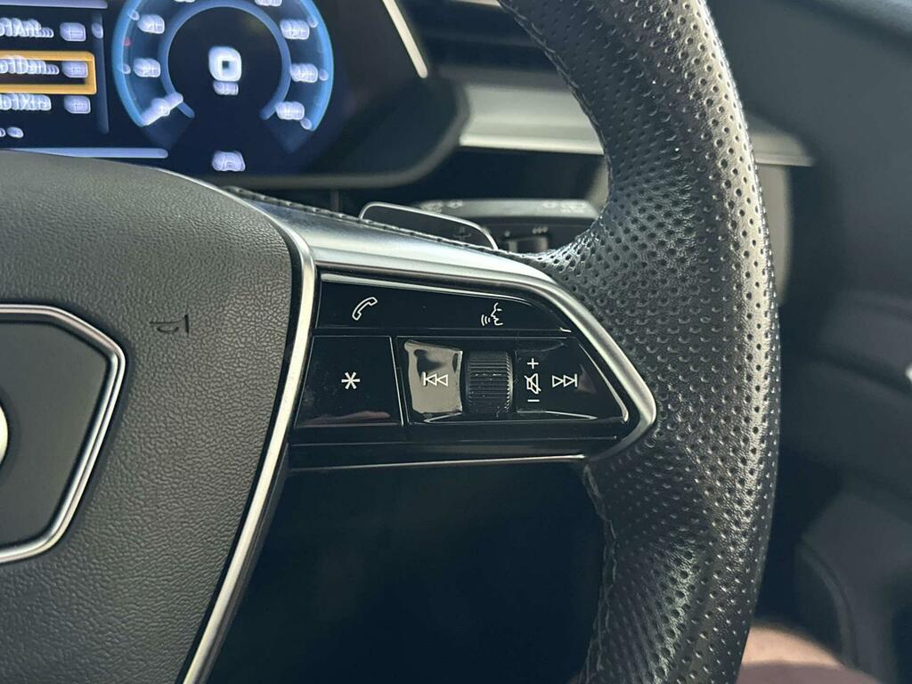 Audi E-tron Sportback Vorsprung 55 Quattro 300,00 Kw Blue #17