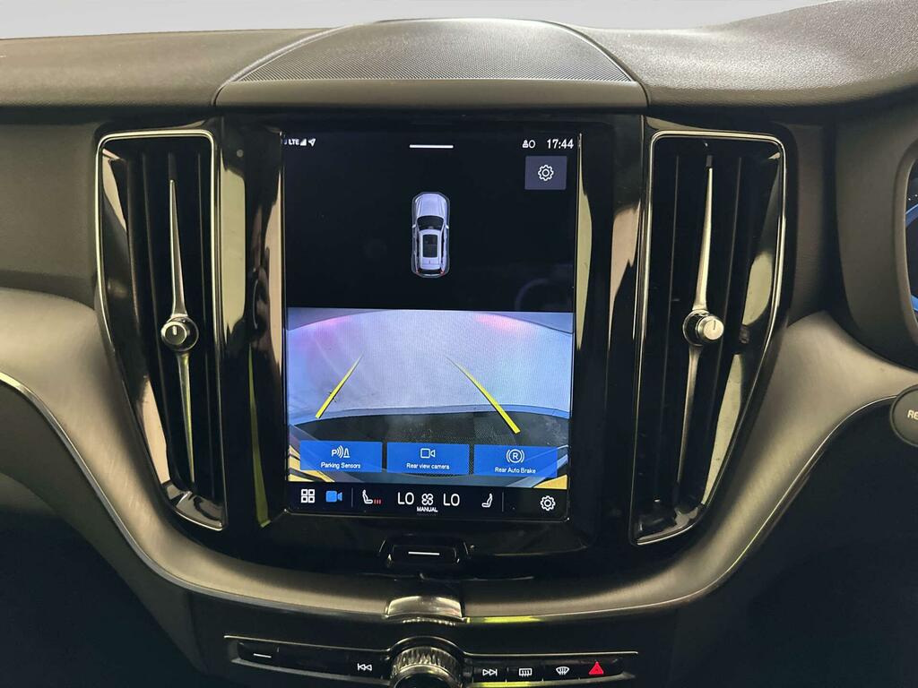 Volvo XC60 2.0 B4d R Design Pro Awd Geartronic Black #18