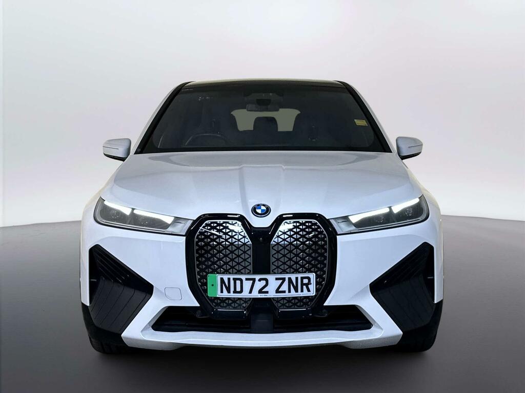 BMW iX 40 76.6Kwh M Sport Edition Suv X White #3